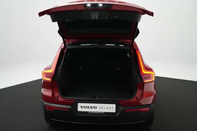 Volvo XC40 (2022) thumbnail 13