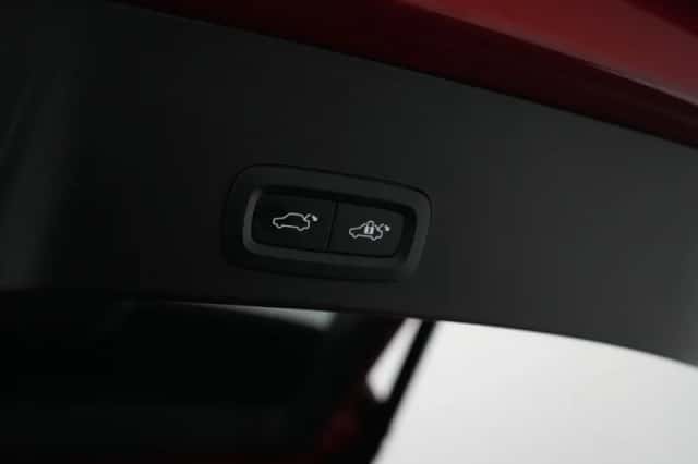 Volvo XC40 (2022) thumbnail 15
