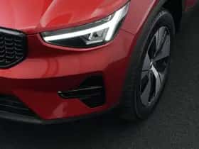 Volvo XC40 (2022) thumbnail 17