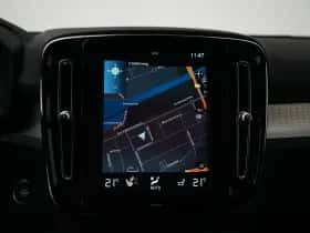 Volvo XC40 (2022) thumbnail 19