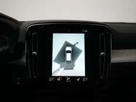 Volvo XC40 (2022) thumbnail 24