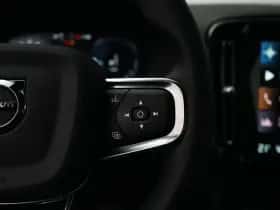 Volvo XC40 (2022) thumbnail 32