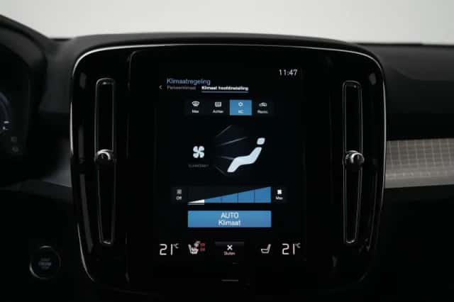 Volvo XC40 (2022) thumbnail 37