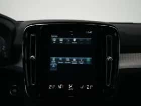 Volvo XC40 (2022) thumbnail 39