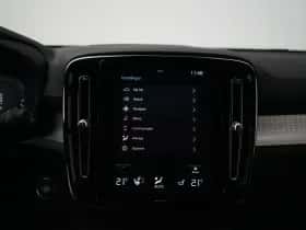 Volvo XC40 (2022) thumbnail 40