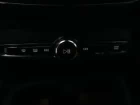 Volvo XC40 (2022) thumbnail 45