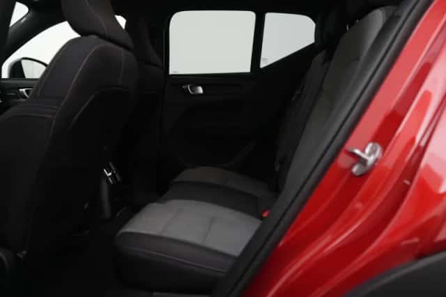 Volvo XC40 (2022) thumbnail 10