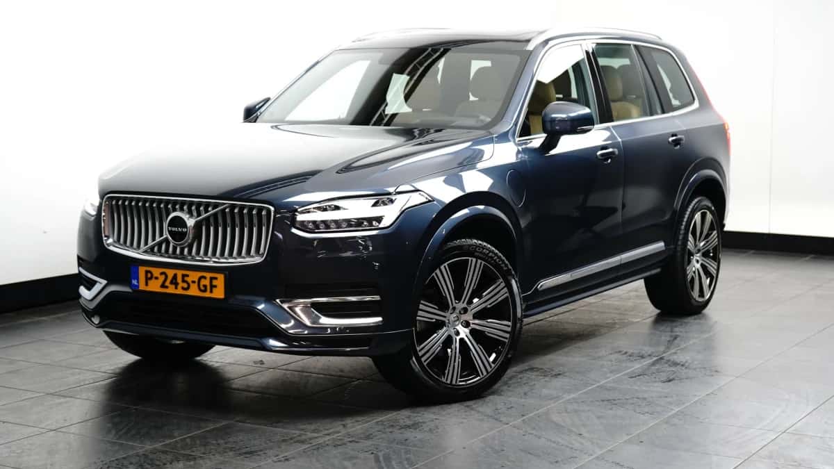 Volvo XC90 (2022) — foto 1