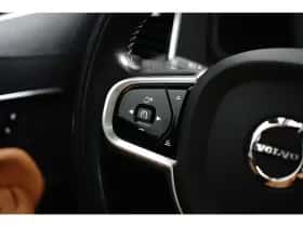 Volvo XC90 (2022) thumbnail 25