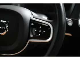 Volvo XC90 (2022) thumbnail 26