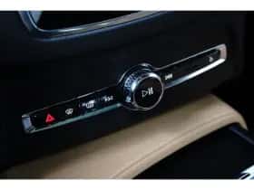 Volvo XC90 (2022) thumbnail 31