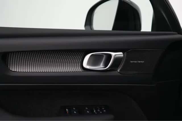 Volvo EX40 (2026) thumbnail 31