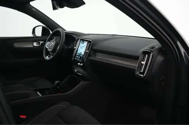 Volvo EX40 (2026) thumbnail 9