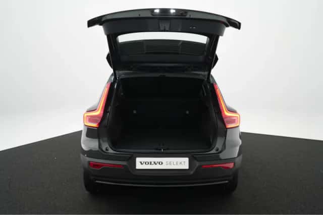 Volvo EX40 (2026) thumbnail 10