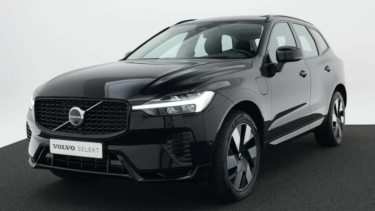 Volvo XC60 (2025) — foto 1