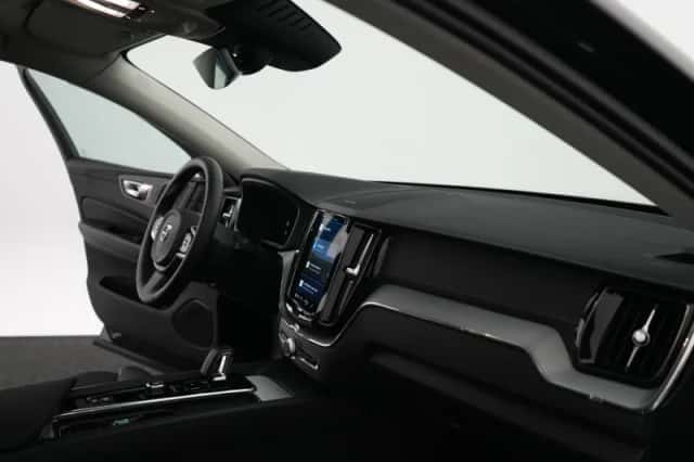 Volvo XC60 (2025) thumbnail 11