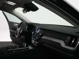Volvo XC60 (2025) thumbnail 11