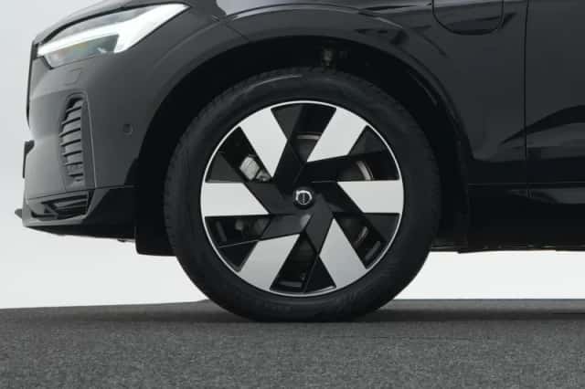 Volvo XC60 (2025) thumbnail 15