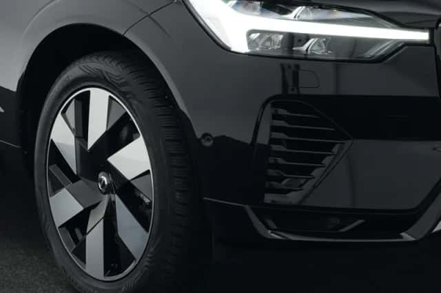 Volvo XC60 (2025) thumbnail 16