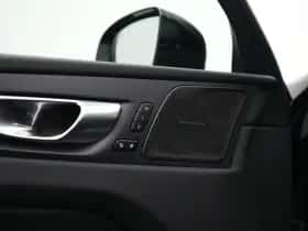 Volvo XC60 (2025) thumbnail 30