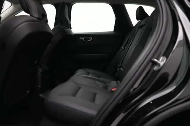 Volvo XC60 (2025) thumbnail 9