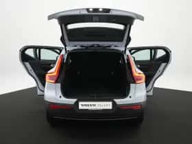 Volvo XC40 (2025) thumbnail 14