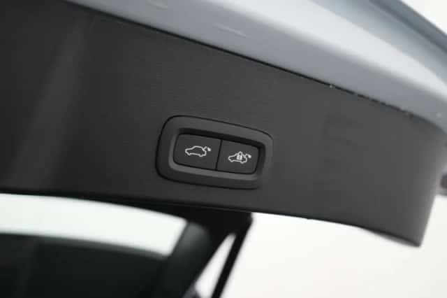 Volvo XC40 (2025) thumbnail 15