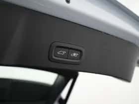 Volvo XC40 (2025) thumbnail 15