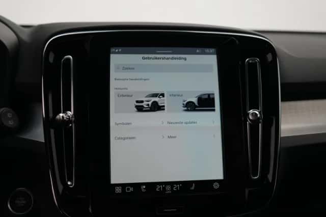 Volvo XC40 (2025) thumbnail 41