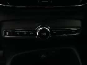 Volvo XC40 (2025) thumbnail 43