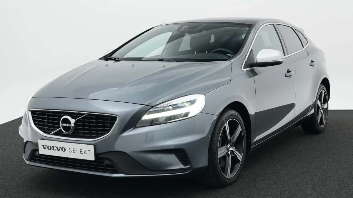 Volvo V40 (2019) — foto 1
