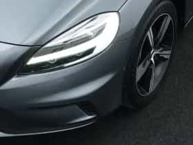 Volvo V40 (2019) thumbnail 16