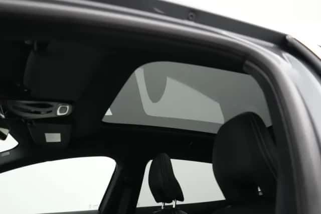 Volvo V40 (2019) thumbnail 20