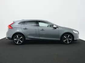 Volvo V40 (2019) thumbnail 4