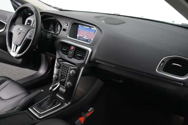 Volvo V40 (2019) thumbnail 15