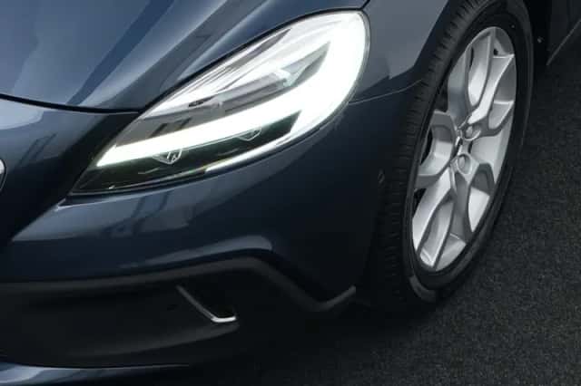 Volvo V40 (2019) thumbnail 34