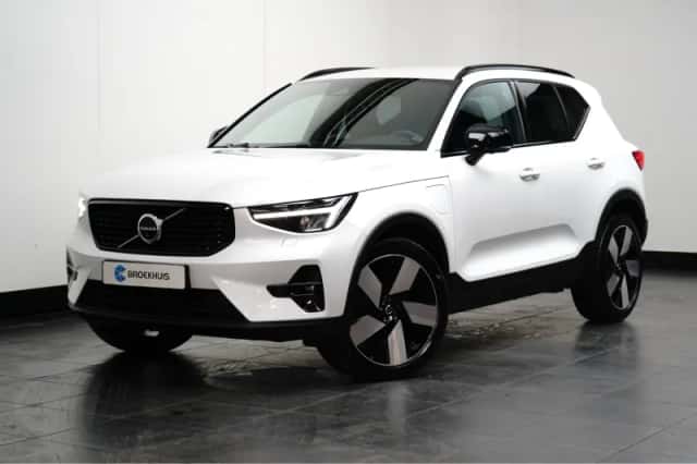 Volvo XC40 (2022) thumbnail 1