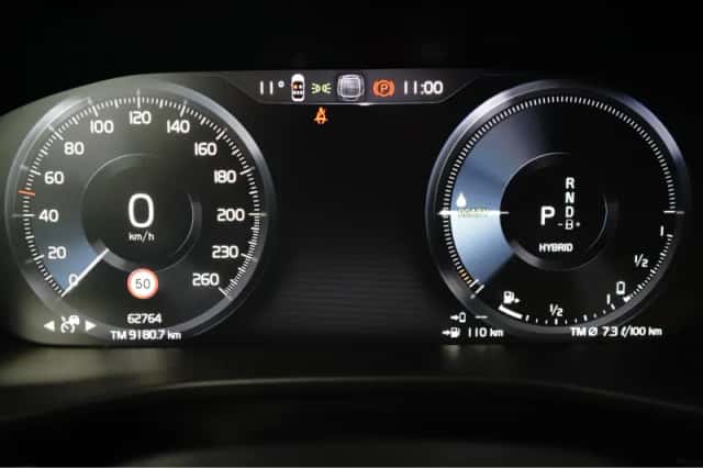 Volvo XC40 (2022) thumbnail 13