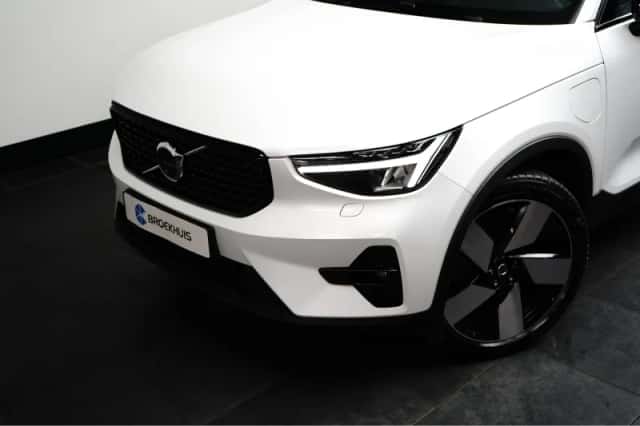 Volvo XC40 (2022) thumbnail 15
