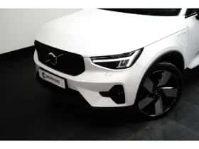 Volvo XC40 (2022) thumbnail 15