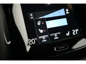 Volvo XC40 (2022) thumbnail 21