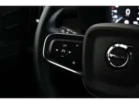 Volvo XC40 (2022) thumbnail 23