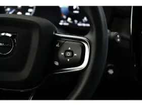 Volvo XC40 (2022) thumbnail 24