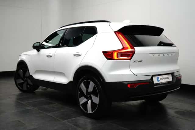 Volvo XC40 (2022) thumbnail 4