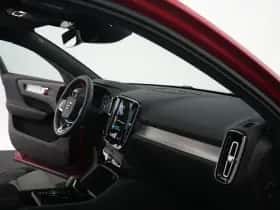 Volvo XC40 (2022) thumbnail 11