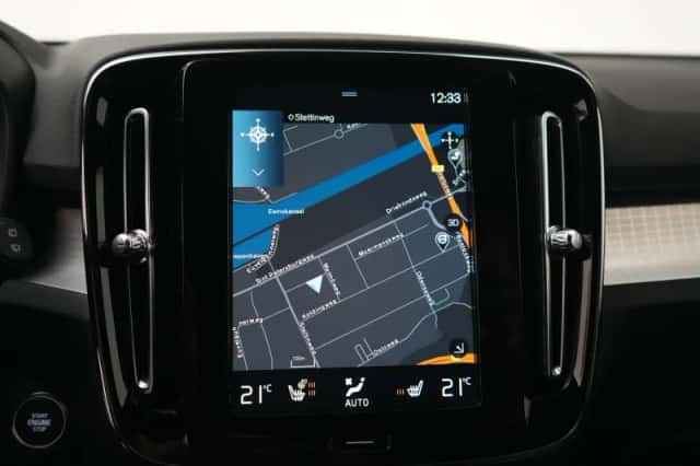 Volvo XC40 (2022) thumbnail 18