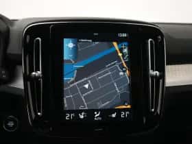 Volvo XC40 (2022) thumbnail 18