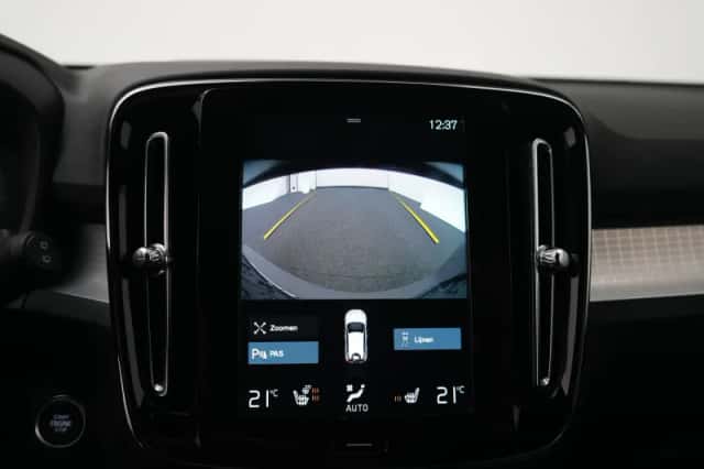 Volvo XC40 (2022) thumbnail 26