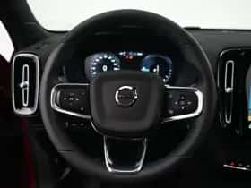 Volvo XC40 (2022) thumbnail 30