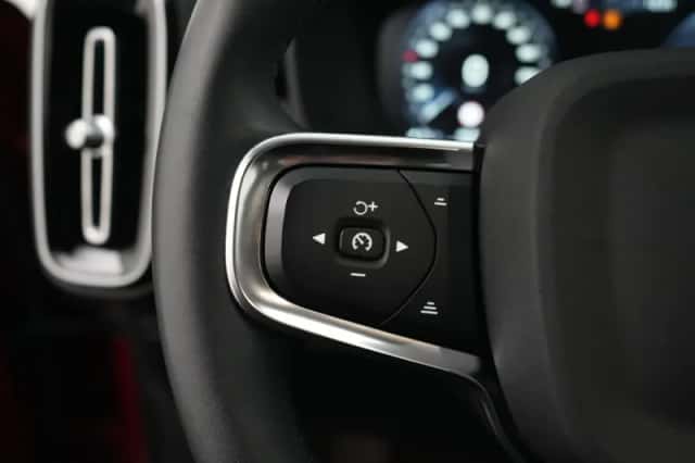 Volvo XC40 (2022) thumbnail 31